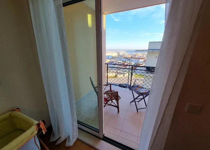 Quinta Rosas - And Mountain *